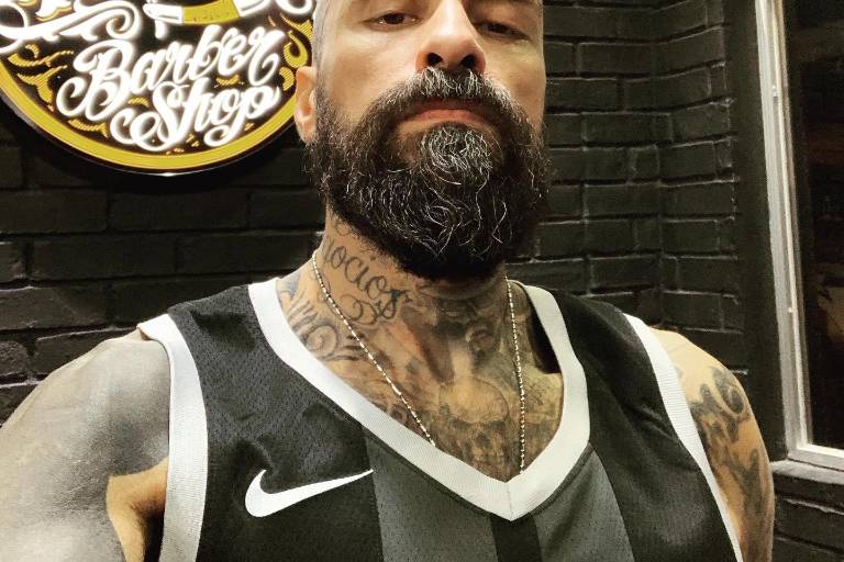 Crean una piñata inspirada en Babo, de Cartel de Santa