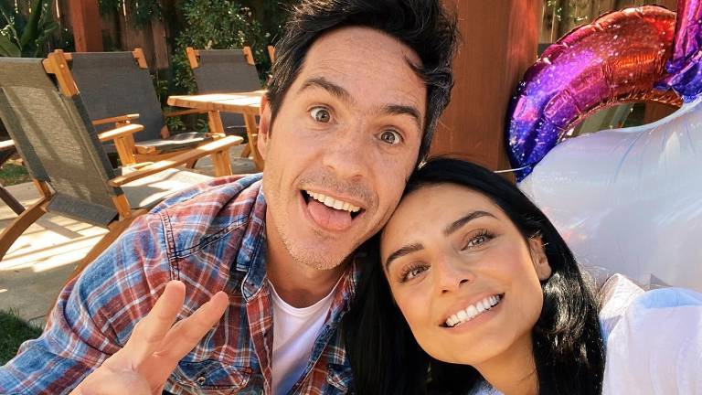 Mauricio Ochmann y Aislinn Derbez.
