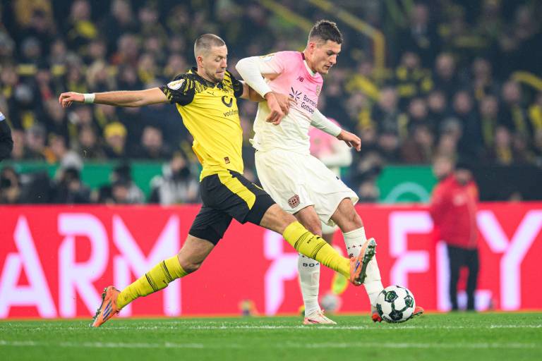El Leverkusen asalta el Signal Iduna Park