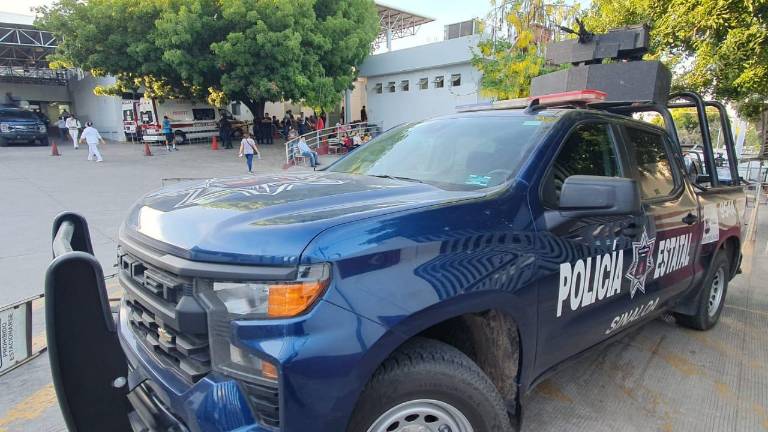 Tras el accidente que se dio en la Colonia Díaz Ordaz, cuatro policías estatales y tres civiles resultaron con lesiones.