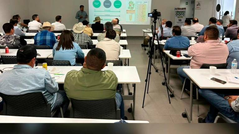La Asociación de Agricultores del Río Culiacán continúa con el ciclo de conferencias del Verano AARC 2023, mismas que se imparten en el Auditorio “César Campaña” de la misma asociación.