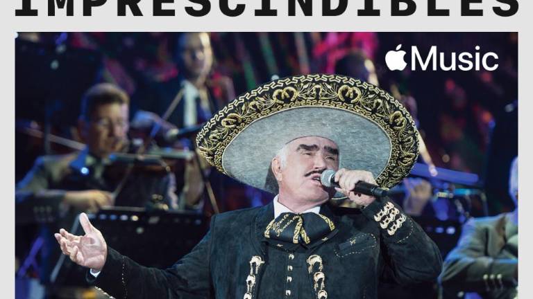 A Vicente Fernández ya le fue retirada la intubación y mejora en su salud.