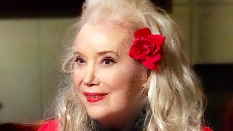 Sally Kirkland