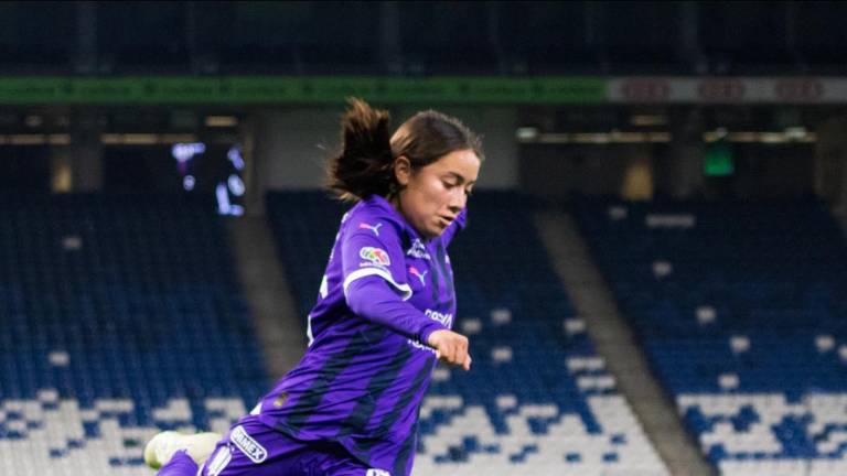 Carla Montes fue titular ante Puebla.