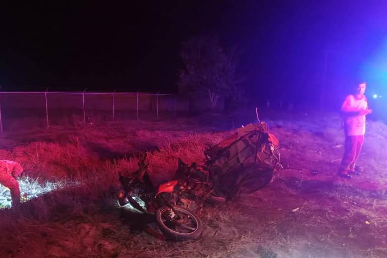 Motociclista muere al chocar contra vehículo en Escuinapa