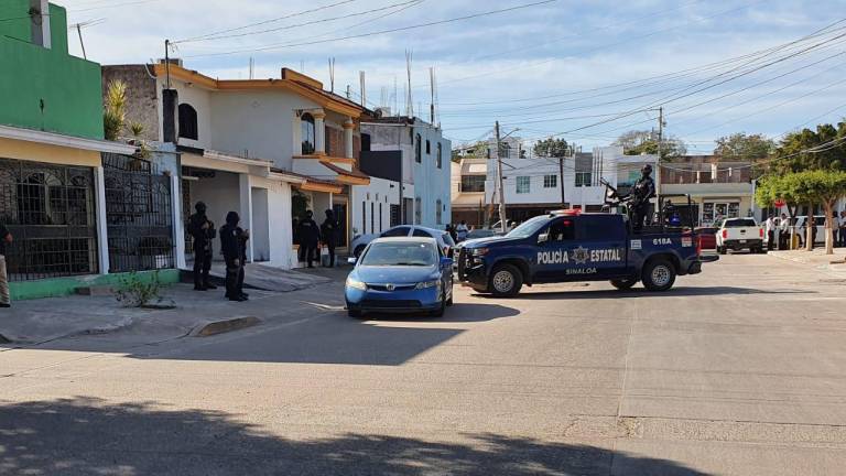 Policía estatal muere de camino al trabajo en Culiacán por un infarto