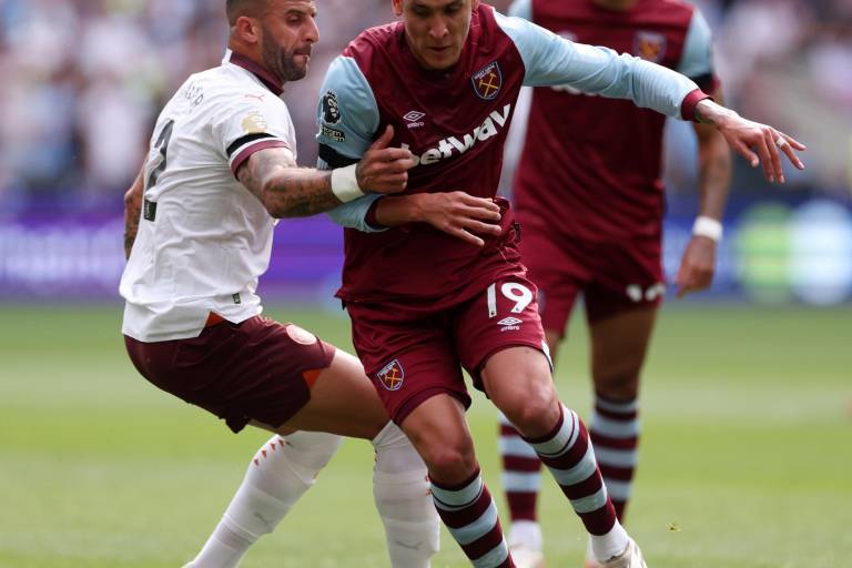 Luce Edson Álvarez, pese a derrota del West Ham ante el City