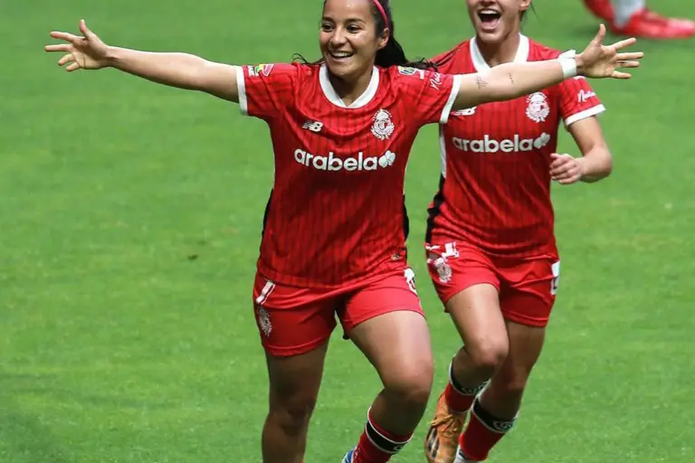 Cinthya Peraza sigue brillando en la Liga MX con las Diablas del Toluca