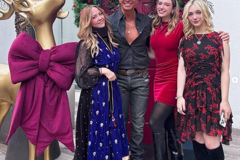 Andrea Legarreta pasa sus vacaciones en Nueva York con Erik Rubín y sus hijas