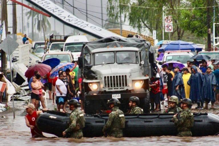 Reporta Gobernadora de Guerrero que el 80% de los hoteles de Acapulco están dañados