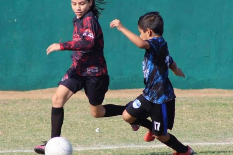 Regresa actividad de Liga Imdem de Futbol con más de 60 juegos