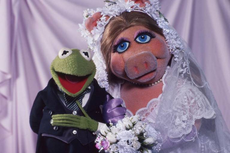 Ahora es Peggy de los Muppets; piden cancelarla por fomentar violencia de género