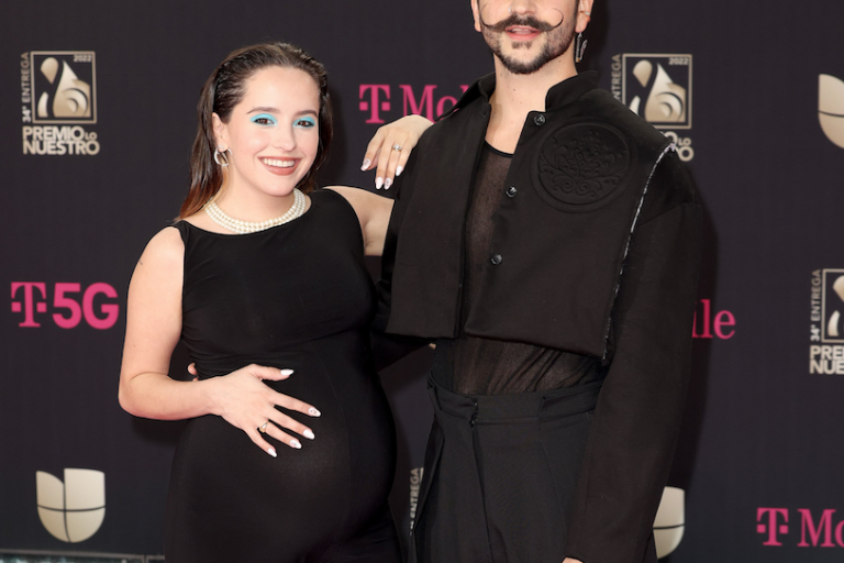 Arriban famosos a la gala de Premios Lo Nuestro 2022