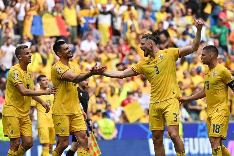 Dos errores de Andriy Lunin condenan a Ucrania en su debut en la Euro