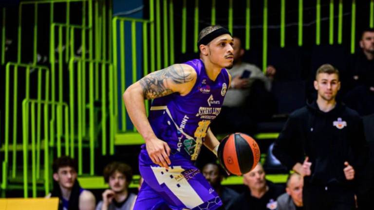 Derick Vonnewton Newton es otro de los extranjeros que verán acción con Caballeros de Culiacán en la próxima temporada del Cibacopa.