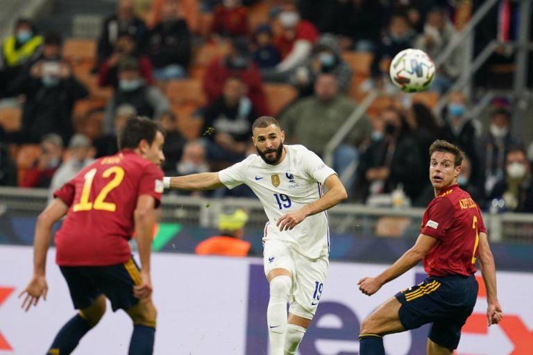 Fiscalía francesa pide 10 meses de cárcel para Benzema por supuesto chantaje sexual