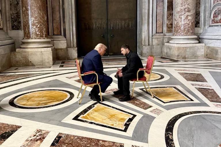 Trump se reúne con el Presidente de Ucrania, Volodymyr Zelensky, antes del funeral del Papa Francisco