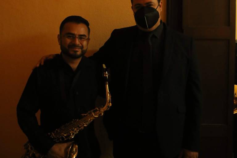 Disfrutan mazatlecos de concierto de cuerdas en Casa Haas