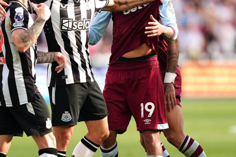 Con Edson Álvarez los 90’, West Ham logró empate de último minuto ante Newcastle