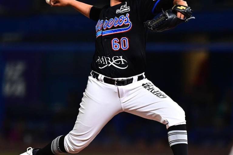 Juan Pablo Téllez destaca en la Liga Mexicana de Beisbol