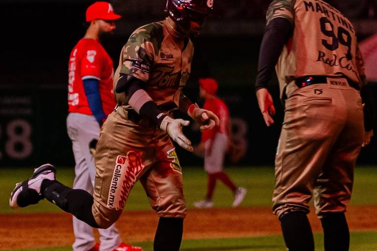 Tomateros de Culiacán pega primero en el Clásico Sinaloense de la LMP