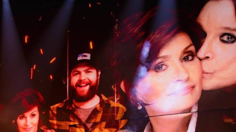 Robbie Williams y Zakk Wylde encabezaron el homenaje a Ozzy Osbourne.