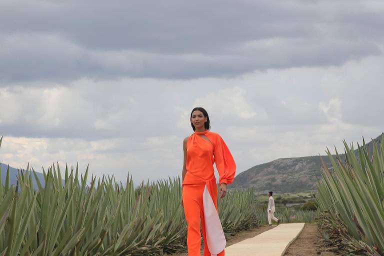 Entre polémicas, termina el Mercedes Benz Fashion Week en Oaxaca