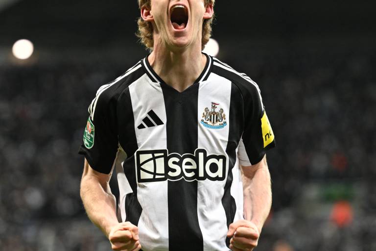 Arsenal eliminado de la Copa de la Liga tras caer ante Newcastle