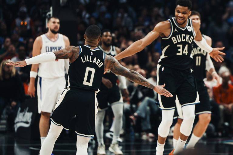 Lillard y Antetokouonmpo guían a los Bucks ante unos mermados Clippers