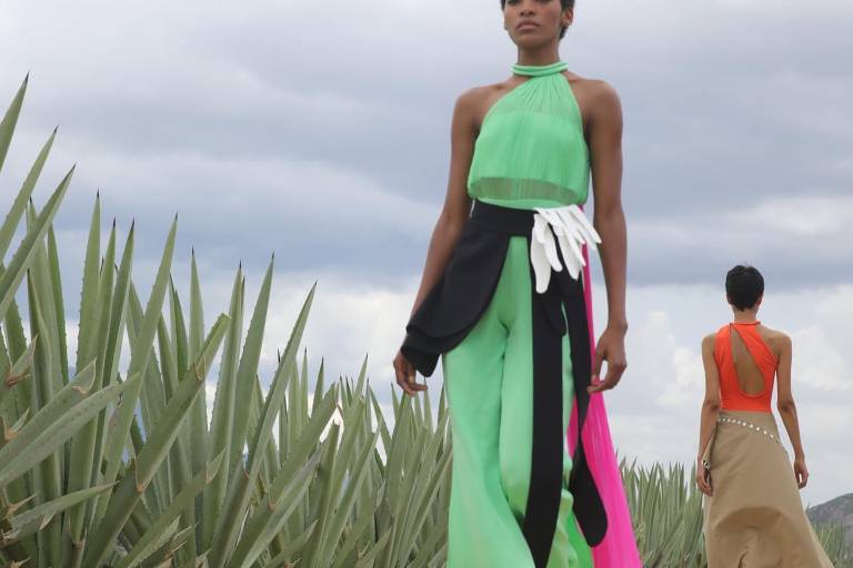 Entre polémicas, termina el Mercedes Benz Fashion Week en Oaxaca