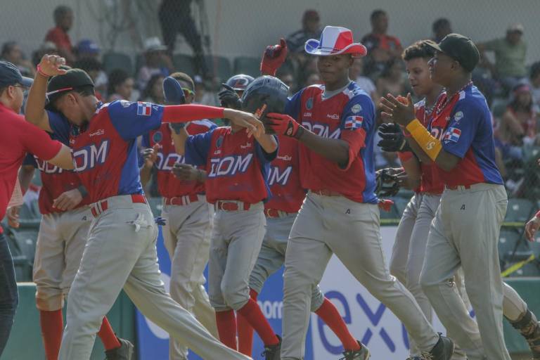 Dominicana vence a Panamá e impone récords en Serie del Caribe Kids