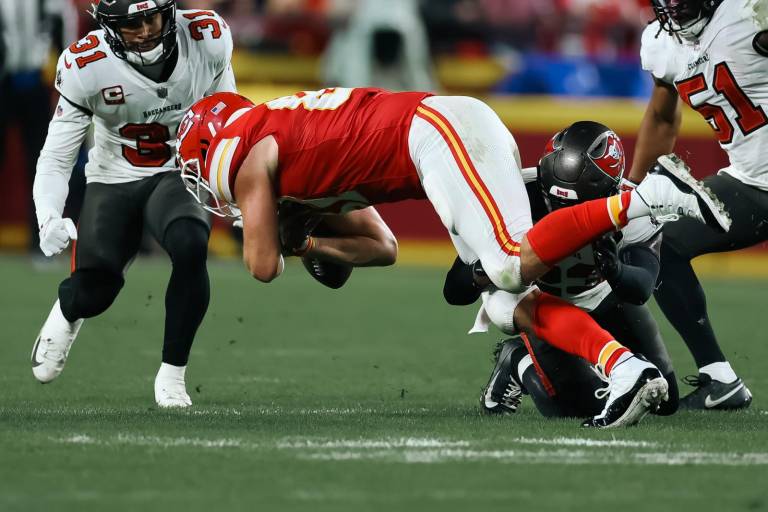 Chiefs conserva el invicto a costa de unos Buccaneers respondones