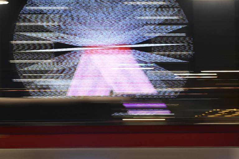 Verstappen gana la pole para GP de Bahréin; Checo arrancará quinto