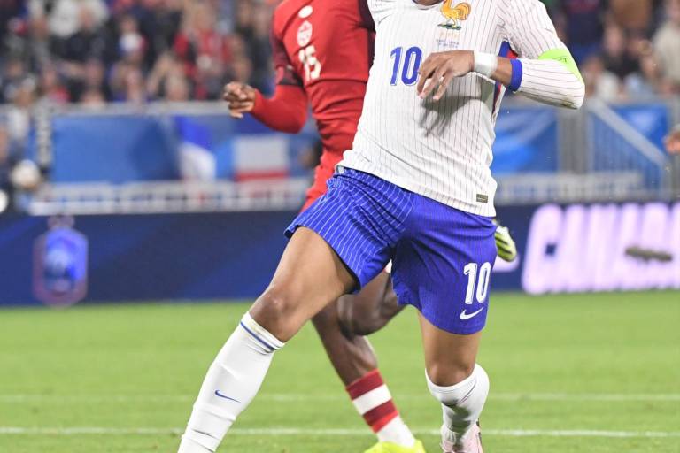 Canadá le saca el empate a Francia