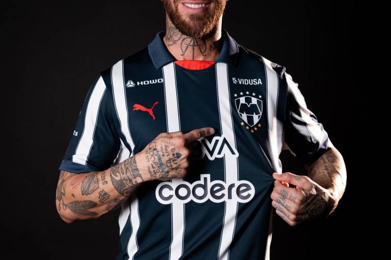 Rayados hace oficial el fichaje de Sergio Ramos