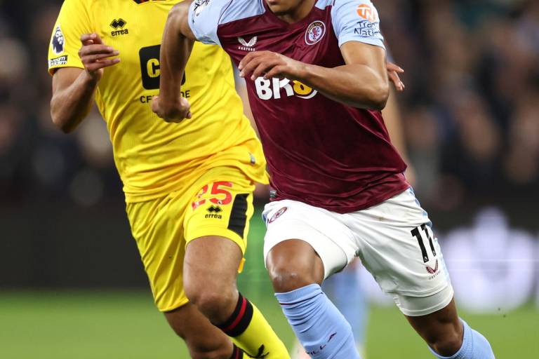 Aston Villa no puede ante el débil Sheffield United