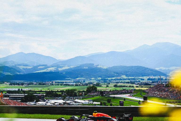 Checo Pérez finaliza octavo en Sprint de GP de Austria