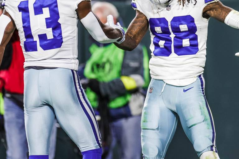 CeeDee Lamb queda fuera de la temporada 2024