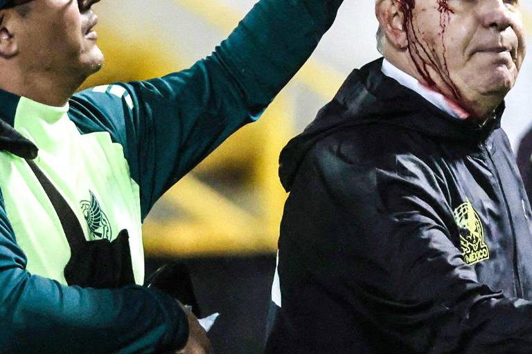 Javier Aguirre no se guardó nada y se pronunció sobre la agresión que recibió