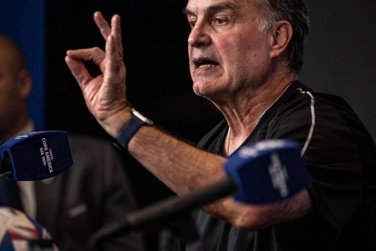 Marcelo Bielsa estalla contra la organización de la Copa América