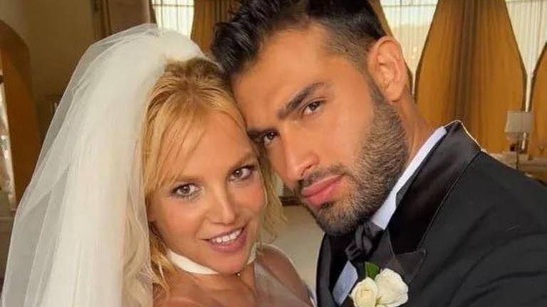 Britney Spears y Sam Asghari ya son marido y mujer.