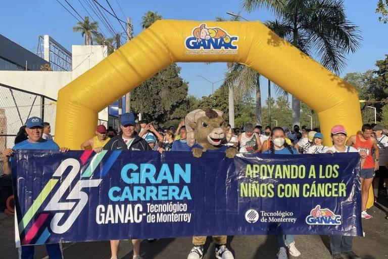Corren en pro de los niños con cáncer en la carrera GANAC-Tec de Monterrey