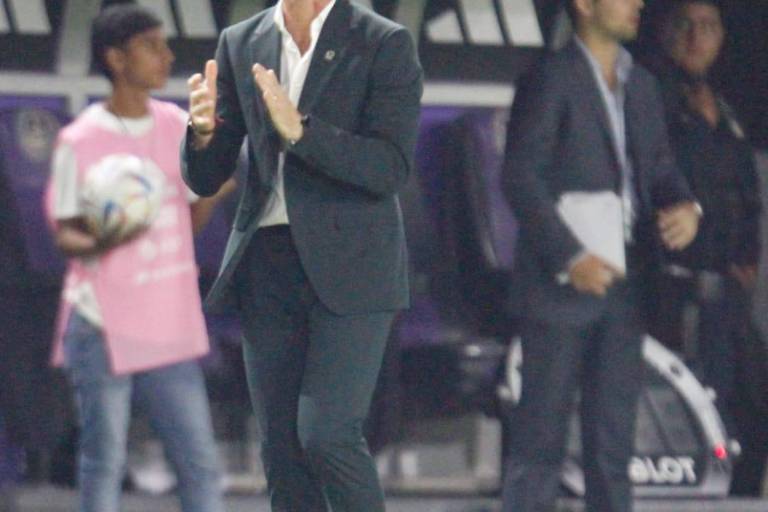 Diego Cocca quiere recuperar a Raúl Jiménez