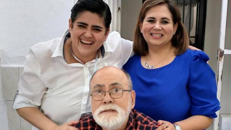 Celebra el Padre Antonio Díaz Fonseca 50 años de servir al pueblo de Dios