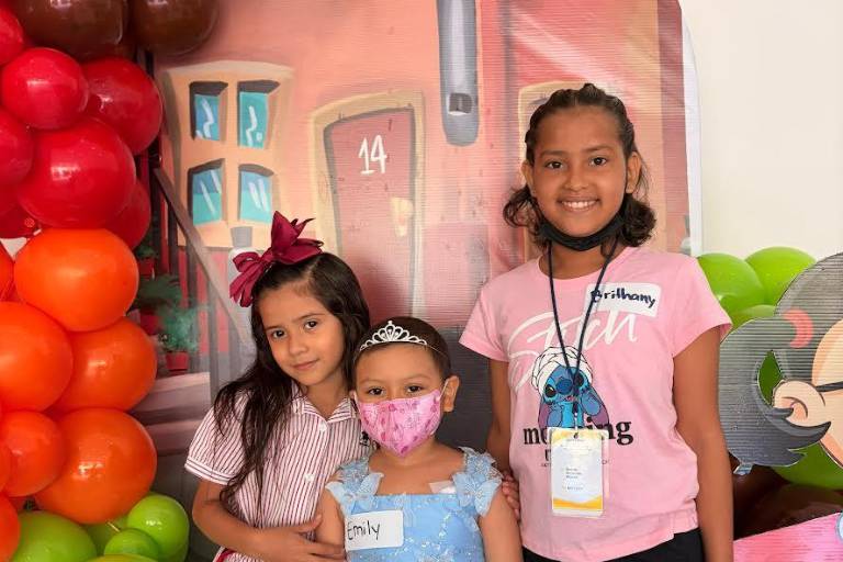 Realiza GANAC una gran fiesta para niños de la institución y sus mamás
