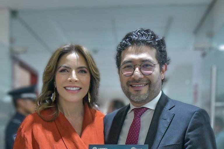 Presentan billete de Lotería por el Día del Trabajo, destaca avance en la jornada laboral de 40 horas a la semana