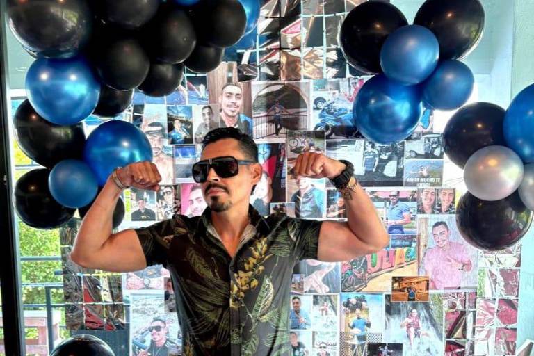 Celebra Jeovanny Reyes su cumpleaños 42 con familia y amigos