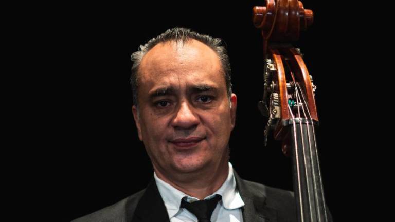 Max Torres, músico de la Orquesta del Teatro Ángela Peralta, compite en certamen mundial