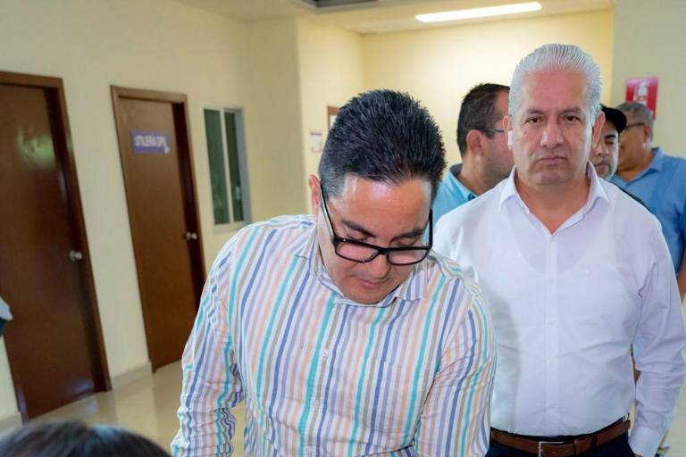 ¡Modernización y cumplimiento! Pone en marcha la UAS el registro de datos biométricos para el control digital de asistencia de sus trabajadores en todo el estado, como señala la Ley Federal del Trabajo
