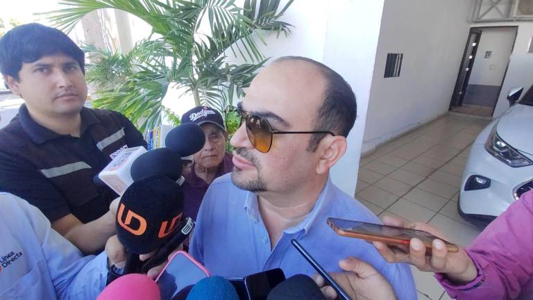 Jesús Arnoldo Serrano Castelo, Vicefiscal en el norte de Sinaloa, habla de la muerte de tres personas arrolladas en El Carrizo.